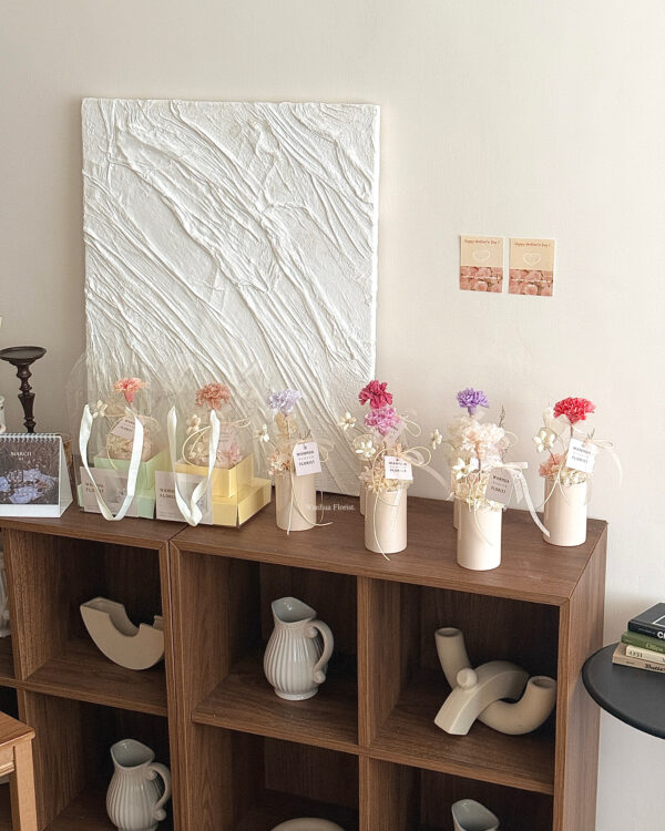 Ｍom 永生康乃馨 珍珠小桌花 (宅配免運)