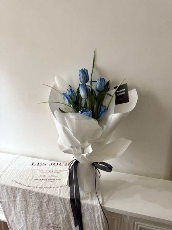 韓式單一鬱金香基礎花束-單堂課程