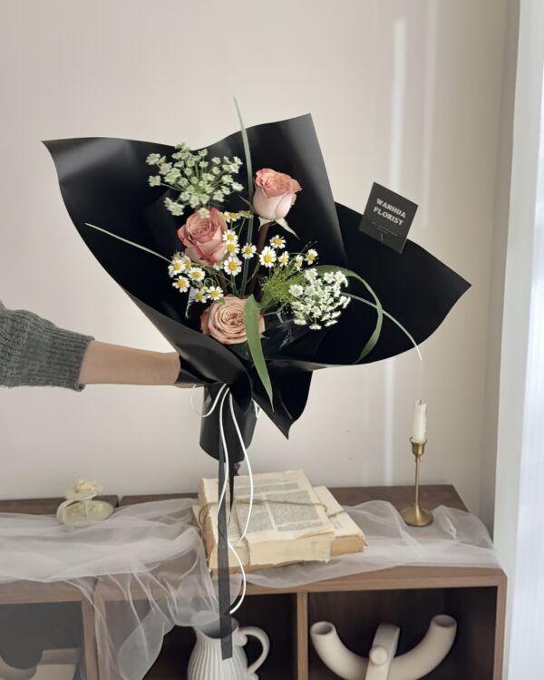 214情人節-3朵卡布玫瑰浪漫綜合花束s